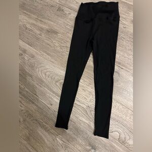 Carbon 38 - Ribbed Leggings